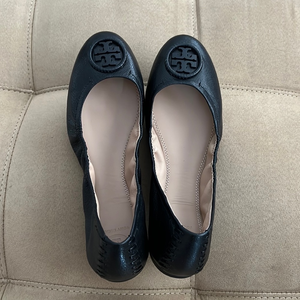 Tory burch flats size 9
